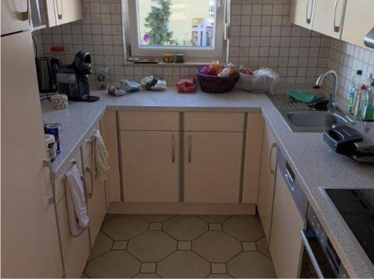 Sonnige 3 Zimmer Wohnung Mit Schoenem Balkon Im Gruenen Reutlingen Eksteriør billede
