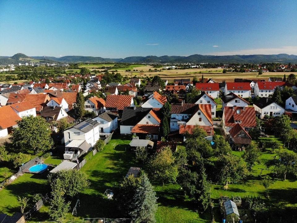 Sonnige 3 Zimmer Wohnung Mit Schoenem Balkon Im Gruenen Reutlingen Eksteriør billede